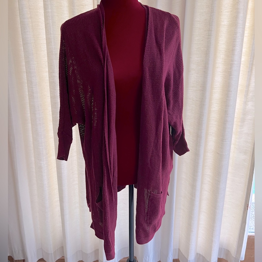 Old Navy Burgundy loose knit sweater